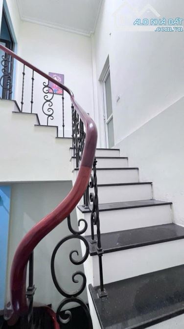 KHU PHÂN LÔ QUÂN ĐỘI  HOÀNG VĂN THÁI 50M2 X 4 TẦNG -  GIÁ 13 TỶ