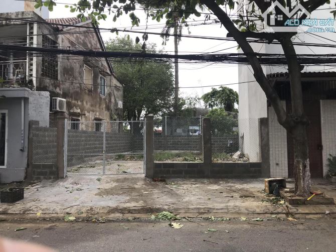 Bán lô đất đẹp ngang 8,2m mặt tiền Nguyễn Trung Trực, Sơn Trà.