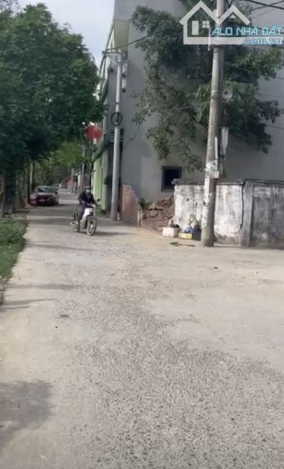 Bán đất Đặng Xá - Gia Lâm thửa đất vuông vắn, ô tô phi vèo vèo