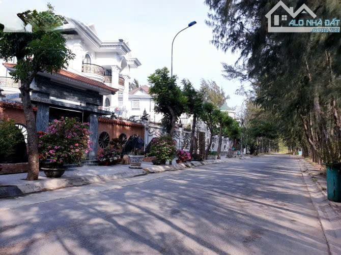 Kẹt vốn Kinh Doanh cần bán gấp lô J đất nhà phố 5x17 (sổ đỏ) 13C Greenlife giá 5.2Tỷ - 11