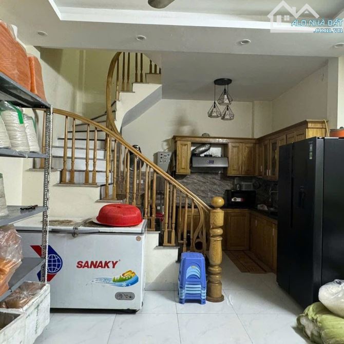 BÁN NHÀ, LA KHÊ, HÀ ĐÔNG, DT 30M2, 5 TẦNG, MT 3.7M, GIÁ 6.2TỶ, GẦN ÔTÔ, GẦN PHỐ - 1