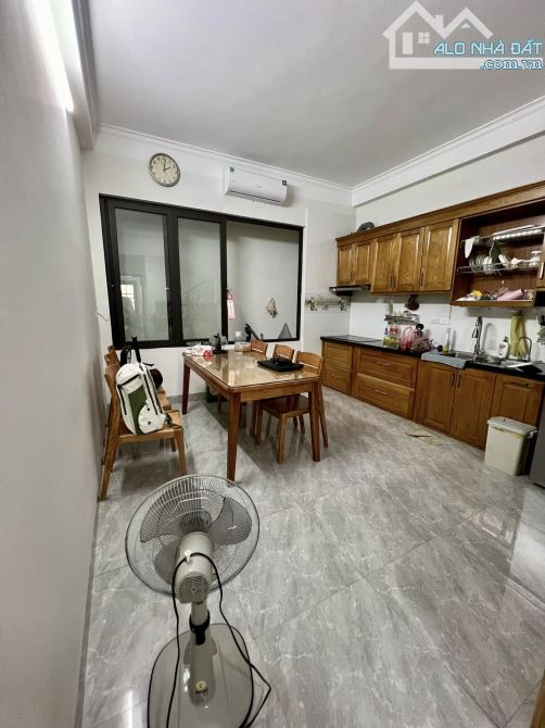 NHÀ LIỀN KỀ PHÂN LÔ KIẾN   HƯNG – 50M2 – 4 TẦNG - 1