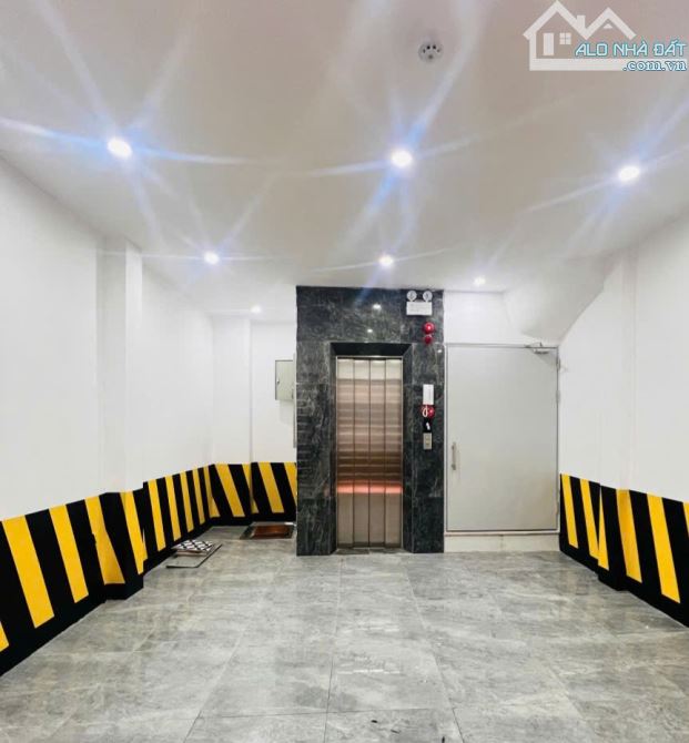 CHÍNH CHỦ BÁN NHÀ DÒNG TIỀN GIẢI PHÓNG, 7%/NĂM, 9P KHÉP KÍN, THANG MÁY, 20M RA Ô TÔ, GPXD- - 1