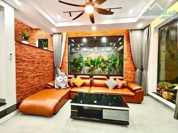 Homestay VIP mặt tiền Trần Văn Dư -Sát biển Mỹ Khê- doanh thu 120 triệu tháng -Giá chỉ - 1
