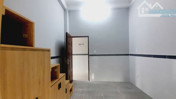 CHDV NGAY VÕ VĂN HÁT - GẦN ĐH TÀI CHÍNH MARKETING - 3500m2 - 83 Tỉ - 1