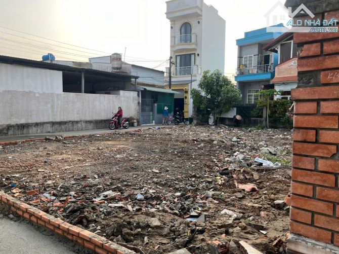 Bán đất 4.1*14m ngày Thị Trấn Hóc Môn. Gần Ql22 - 1