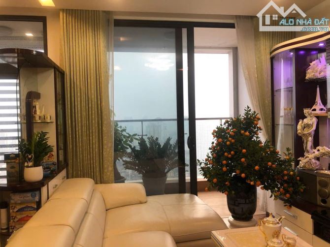 Bán căn hộ chung cư VH Metropolis M1, 29 Liễu Giai, Ba Đình 3 ngủ chỉ 23,5 tỷ - 1