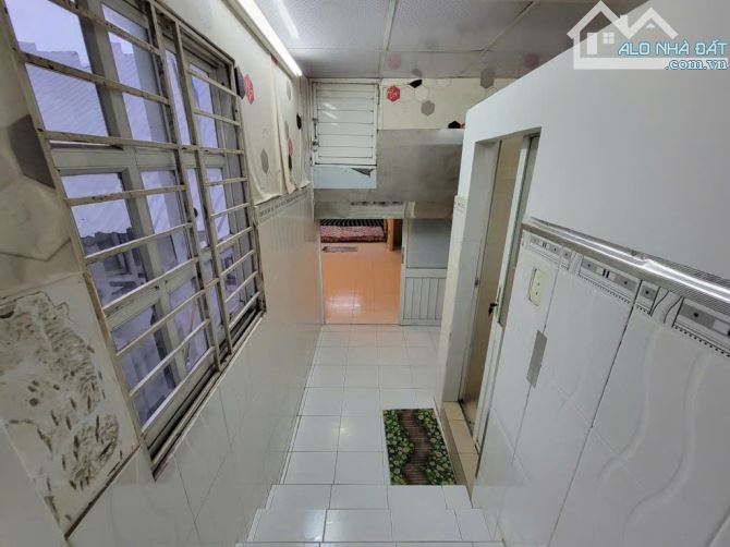 Bán nhà căn hộ 2 tầng khu cư xá Vĩnh Hội đường Nguyễn Hữu Hào, 62mv giá 3.4 tỷ - 1