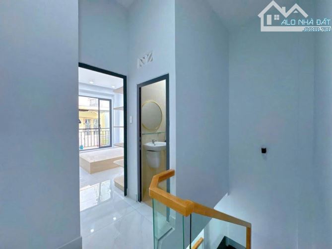 Nhà đẹp dọn vào ở ngay – 40m² giá chỉ 4.95 tỷ tại trung tâm Bình Thạnh - 1