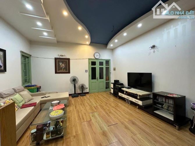 66 Tỷ- Biệt Thự Bán Đảo Linh Đàm- Mua 1 Được 2- 100m Ra Hồ- 253m2- 4 Tầng- MT 12.5m - 1