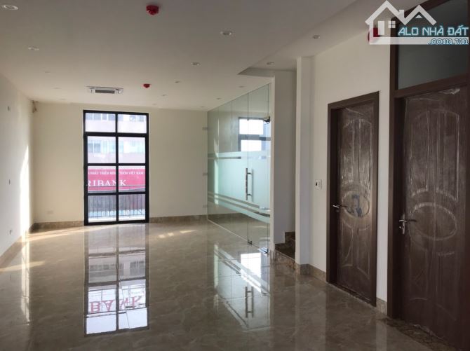 🍒 CHO THUÊ TÒA NHÀ 10 TẦNG KHU VỰC HỒ SEN - MẶT TIỀN RỘNG, CÓ THANG MÁY - 1
