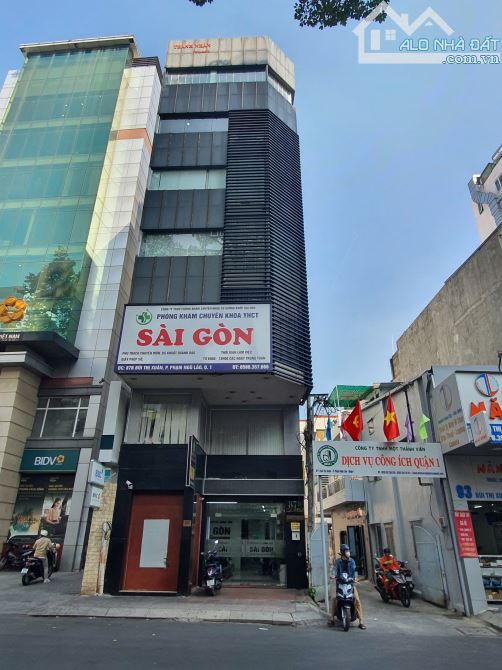 Building 8 Tầng, 2 MT đường Bùi Thị Xuân, Quận 1. DT: 6.2*28m. Hợp đồng thuê 200tr/tháng - 1