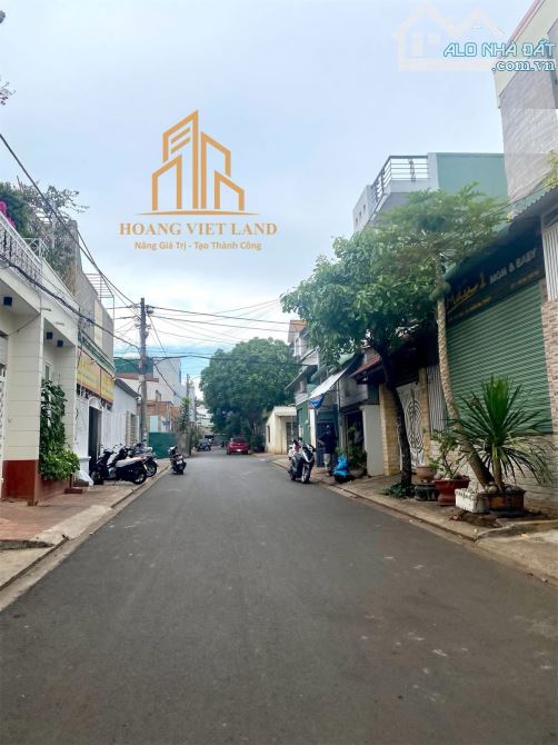 BÁN ĐẤT MẶT TIỀN ĐƯỜNG VĂN CAO (KHU TRUNG CAO). DT:7,18x15,6M NỞ HẬU. GIÁ: 6,8 TỶ - 1
