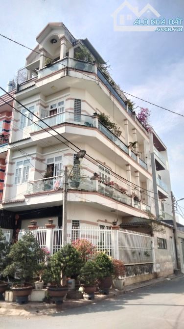 LÔ GÓC 2 MẶT TIỀN – GIÁP QUẬN 7 – NHÀ 4 TẦNG ĐẸP MỚI • XE TẢI TRÁNH – CHỈ 8 TỶ - 1