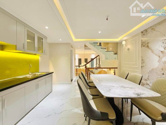 HẺM XE HƠI Nguyễn Bá Tuyển – 67m² – 5 Tầng – 8.8 Tỷ – NHÀ CẦN BÁN GẤP, NỞ HẬU 6. - 1
