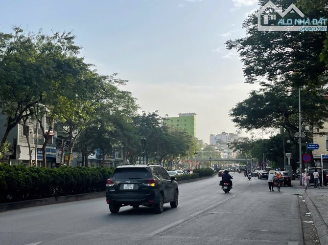 BÁN NHÀ PHỐ NGUYỄN VĂN CỪ, LONG BIÊN, PHÂN LÔ, Ô TÔ TRÁNH, DT 136M2*MT 8M* GIÁ 40.8 TỶ Bán - 1