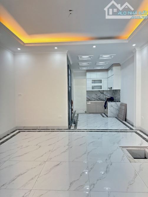 Siêu phẩm Thanh Am - Long Biên - 6 tầng - thang máy - gara ô tô - dt 72m2 - giá nhỉnh 9 tỷ - 1