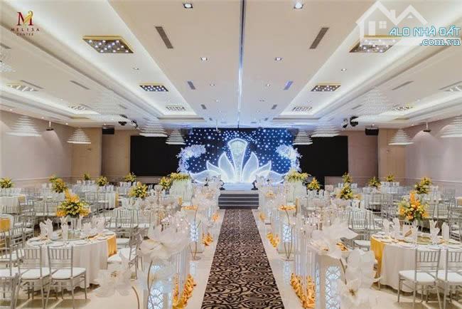 Cho thuê nhà 12X20 2 lầu mặt T đường Lê Trọng Tấn, P Sơn Kỳ, Q Tân Phú - 1