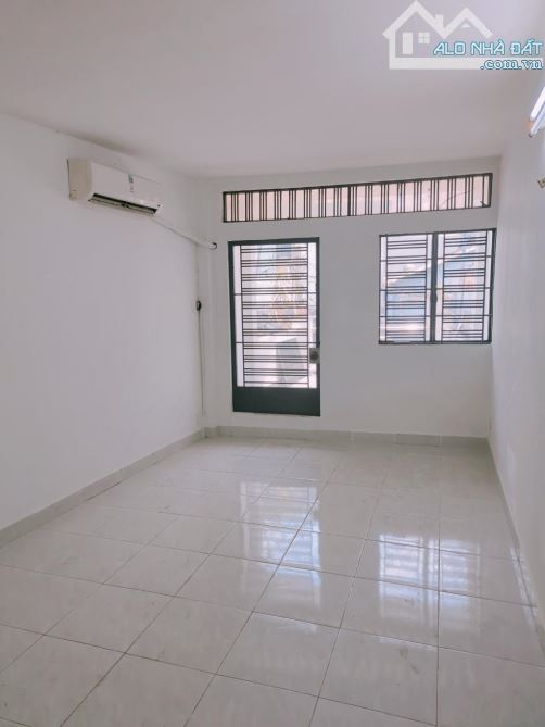 NHÀ NỞ HẬU- TRẦN XUÂN SOẠN- TÂN HƯNG-42m2-SHR- HOÀN CÔNG - 1
