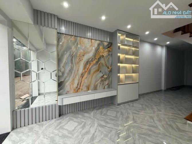 🏠 VĂN TRÌ – 35M² – 5 TẦNG – GẦN Ô TÔ – KHU DÂN CƯ ỔN ĐỊNH - 1