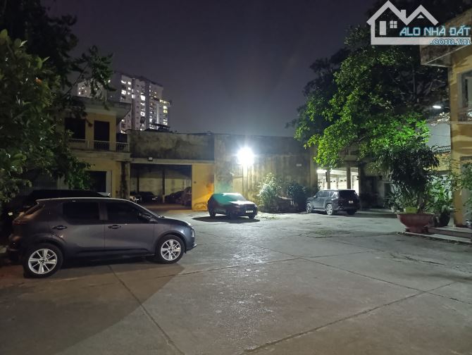 Bán Đất Mặt Phố Minh Khai -Hai Bà Trưng.DT: 3000m2- 450 Tỷ. Thuộc Dự Án Xây Dựng 28 Tầng - 1