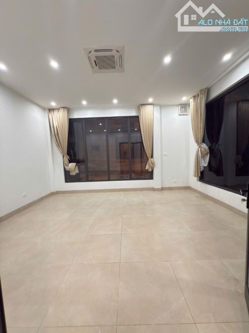 BÁN NHÀ NGÕ 35 KIM MÃ THƯỢNG, MẶT NGÕ NHƯ MẶT PHỐ, KINH DOANH TỐT 40m2 6T MT 11M 17,5 tỷ. - 12