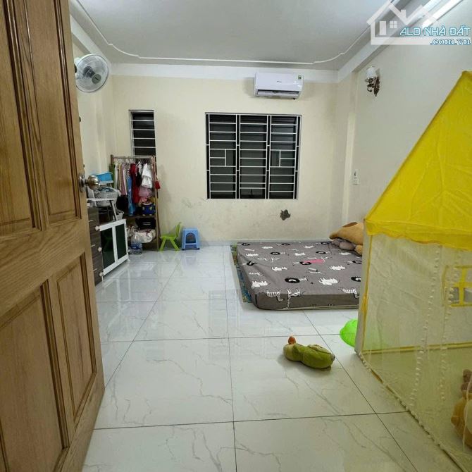BÁN NHÀ, LA KHÊ, HÀ ĐÔNG, DT 30M2, 5 TẦNG, MT 3.7M, GIÁ 6.2TỶ, GẦN ÔTÔ, GẦN PHỐ - 2