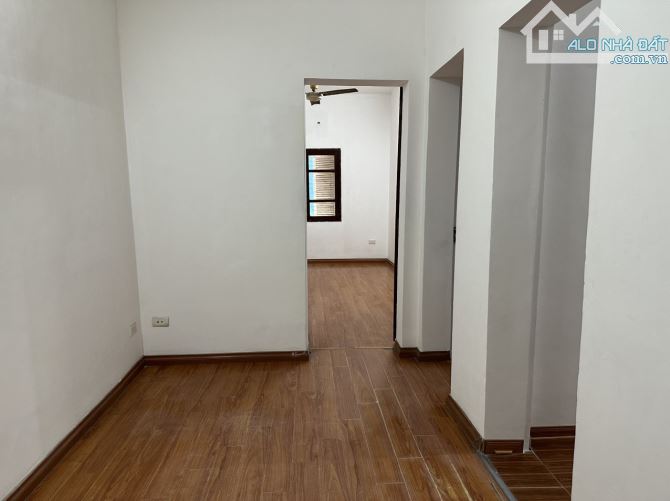 Cho thuê tập thể tầng 2 phố Đại La, Trần Đại Nghĩa, Phố Vọng - 2
