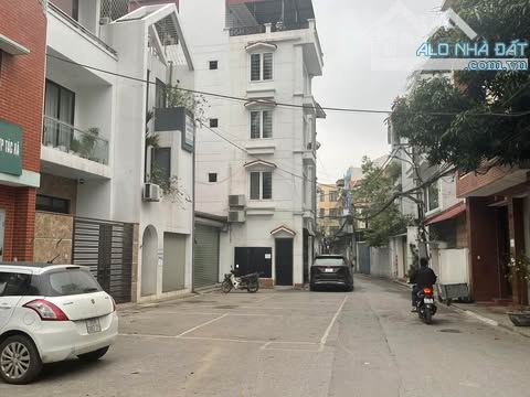 BÁN NHÀ TẶNG ĐẤT GIA THƯỢNG 110m-3T-11MT.15.9TỶ HÀNG SIÊU HIẾM TẶNG 316m ĐẤT NÔNG NGHIỆP - 2