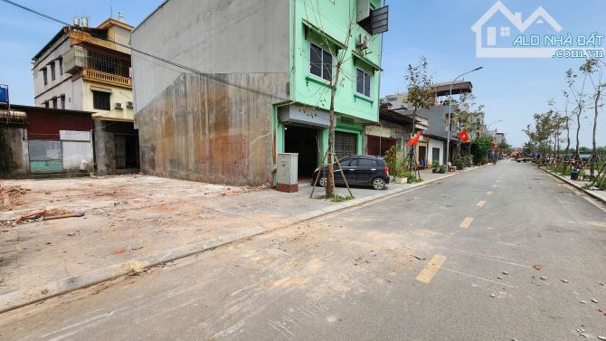 BÁN ĐẤT ĐẸP – THIẾT ỨNG, VÂN HÀ – 2 MẶT ĐƯỜNG Ô TÔ – KHU ĐẤU GIÁ MỚI - 2