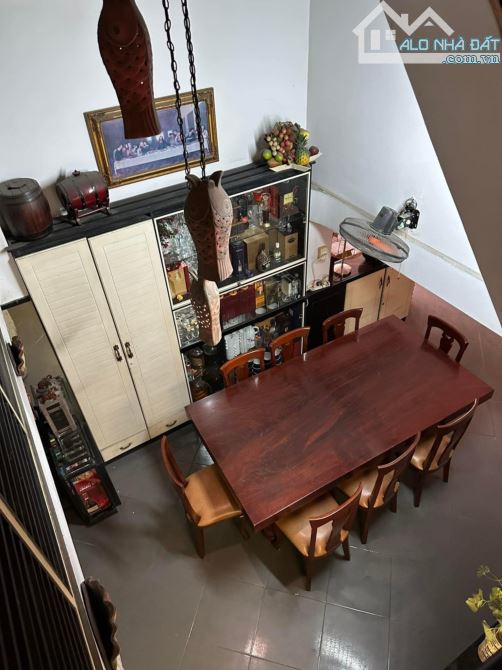 Nhà mặt tiền Nguyễn Thị Huỳnh - 3 tầng khu dân trí , hiếm có - 2