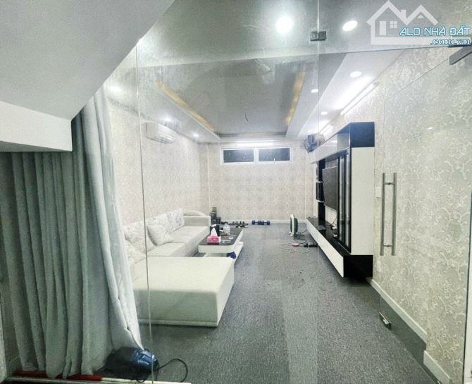 🏦 Bán nhà 4 tầng hẻm xe tải thông đường Cao Thắng quận 10,DT 4x14 giá 13,1 tỷ. - 2