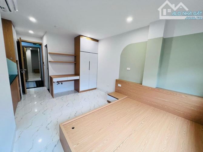 TÒA NHÀ 9 TẦNG TẠI QUẬN CẦU GIẤY: Dt 90m2, 9 Tầng, Dòng tiền 220tr/Tháng, Giá chào 54 Tỷ - 2
