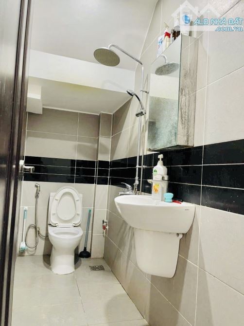 Gấp bán nhà 502/... đường Thống Nhất, F16, Gò Vấp, 41m2, 2 tầng, , 2PN, 2WC, nhỉnh 4 tỷ - 2