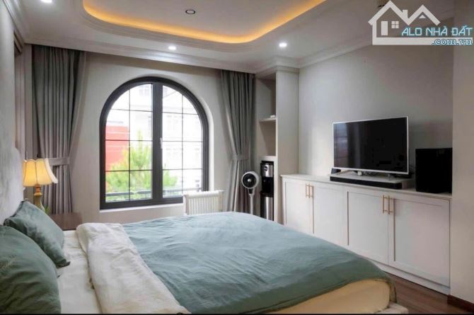 Nhà mới xây nội thất cao cấp 6 tầng- cách khu Hoà Bình 90m- view thành phố ngắm hoàng hôn - 2