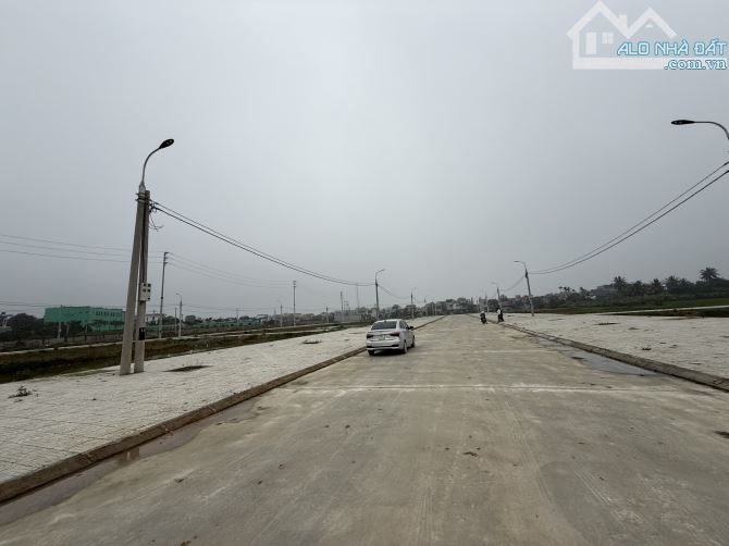 đất gần SUN NƯỚC NÓNG Quảng Yên cách 2km - 2