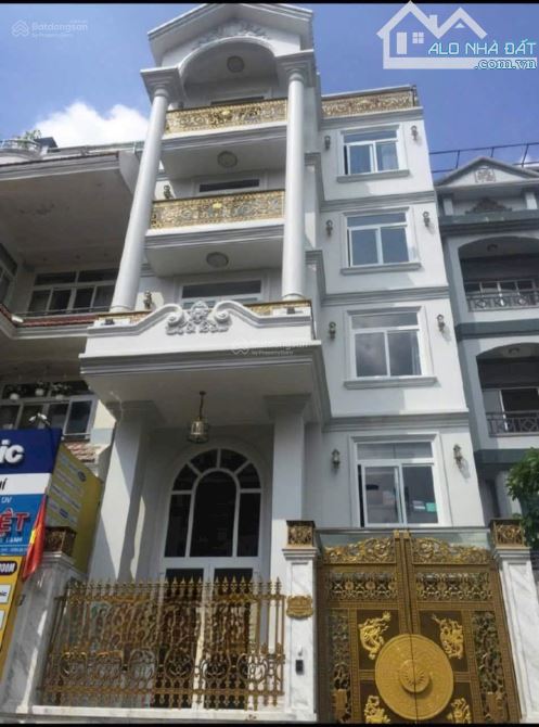 Bán Biệt Thự compoud 43R Hồ Văn Huê. 7x16m , 1 Hầm 4 tầng. nội thất nhập khẩu. giá 35 tỷ - 2