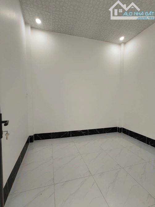 Bán Nhà Trả Nợ. 75m2 nhà cấp 4 đường Tân Hiệp 4, Hóc Môn , Shr , 790tr - 2