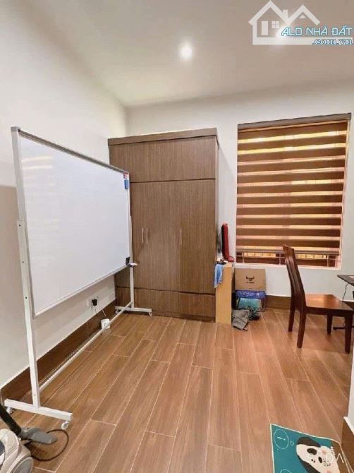B.Á.N NHÀ ĐAN PHƯỢNG , Ô TÔ TRÁNH  , BIỆT THỰ NHÀ VƯỜN ,Ở VÔ CÙNG SƯỚNG , 110M2, 11 TỶ - 2