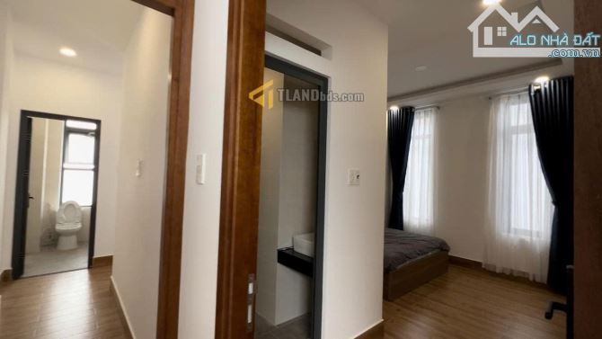 NHÀ PHỐ/ KHÁCH SẠN 2 MẶT TIỀN HOÀN CÔNG 4 TẦNG 9PN 9WC CÁCH CHỢ ĐÀ LẠT 2.5KM GIÁ 12 TỶ - 2