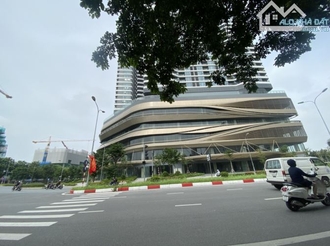 Bán Biệt Thự đơn lập dự án Embassy mặt đường Đôi Nguyễn Văn Huyên. 690tr/m2 - 2