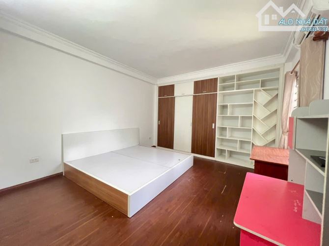 BÁN NHÀ PHỐ THẠCH BÀN, LONG BIÊN 5 tỷ, 5 tầng, 35m, mt 4m, FULL NT, Ô Tô, kinh doanh - 2