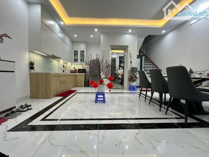 Hàng Hiếm" Nhà 5 Tầng Thang Máy - Trương Định, Hai Bà Trưng - Ngõ Thẳng tắp, 20m Ra Phố! - 2