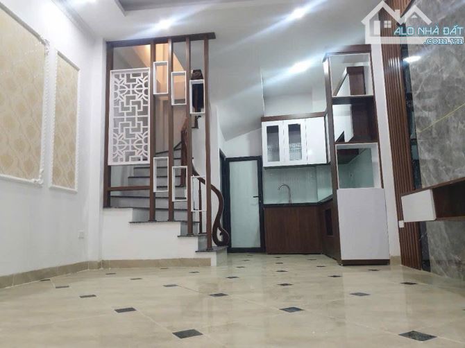 Bán nhà Đa Sỹ Kiến Hưng Hà Đông, 35m2, Mt 4.1m, 5 tầng, Căn góc, 2 oto tránh nhau, 7.2ti - 2