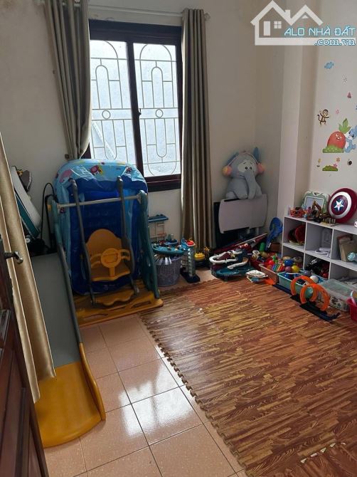 Bán nhà Trung Phụng Đống Đa Nhà Hiếm - Ngõ To - Vài bước chân ra phố 26m2 x 3 tầng 5,7 tỉ - 2