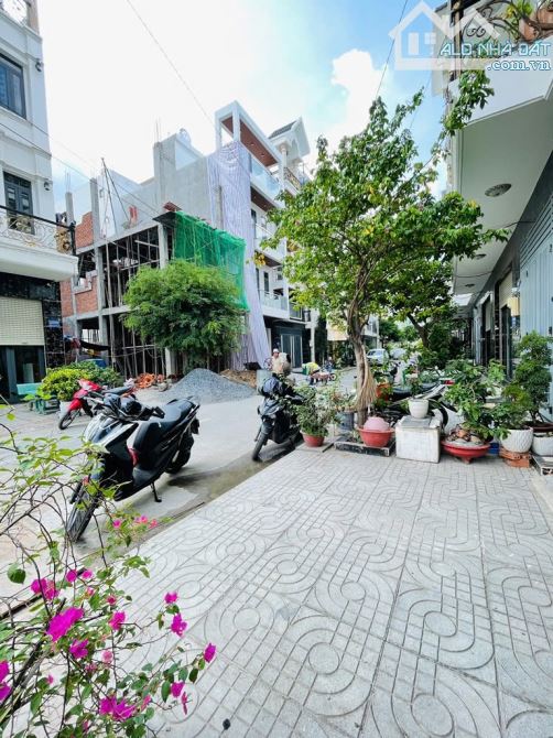 51M2 - Đường 12M - 4 Tầng Sân Thượng BTCT - Tặng Full Nội Thất - 2