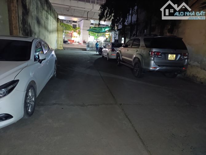 Bán Đất Mặt Phố Minh Khai -Hai Bà Trưng.DT: 3000m2- 450 Tỷ. Thuộc Dự Án Xây Dựng 28 Tầng - 2