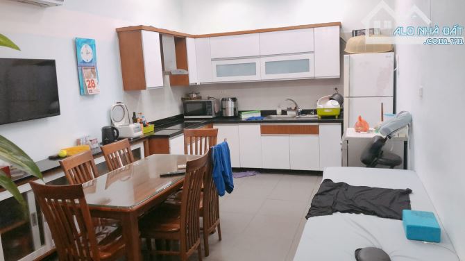 Bán nhà Cầu Giấy dân xây lô góc 2 thoáng ở ngay 40m 4 tầng 5.8 tỷ - 3