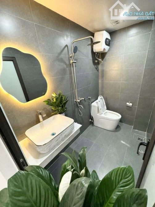 NHÀ ĐẸP - GIÁ SIÊU HIẾM - MỚI KÍNH KOONG -PULL NỘI THẤT - 3