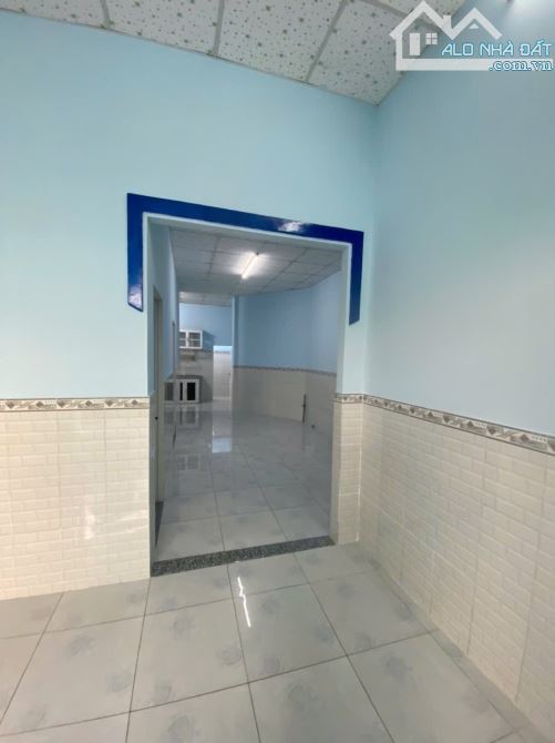 CHỦ GỞI BÁN NHÀ CẤP 4 (DT: 83,6M2) NGAY CÔNG AN P. TÂN VẠN. GIÁ CHỈ 1,8 TỶ - 3